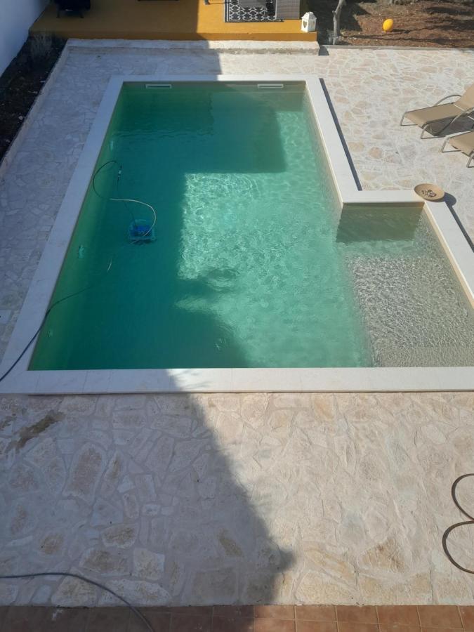Caliente Apartments Vir A Bagian luar foto