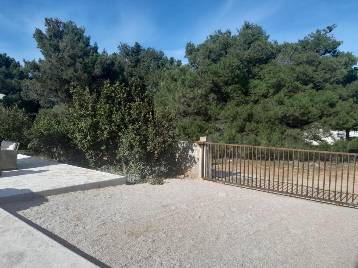Caliente Apartments Vir A Bagian luar foto